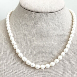 Vintage 925 Sterling Silver Genuine Freshwater Pearl Ladies Strand Necklace 18"